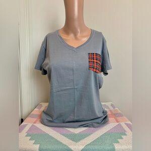 Woolrich tartan pocket v neck tee
